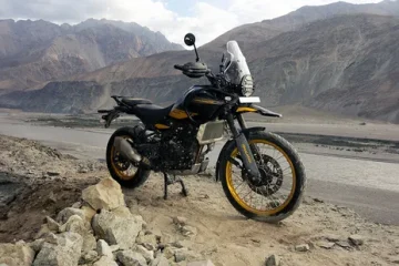 Royal enfield black himalayan